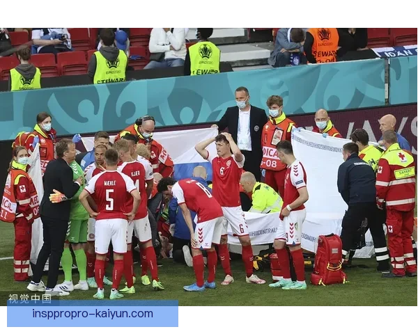 芬兰队长袖标：团队精神的象征与新征程的开启展现出球队的凝聚力与未来的竞争力提升